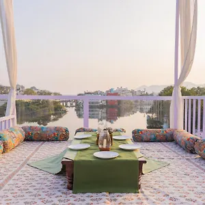 Natural View Hotel